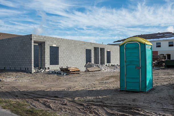 Best Luxury portable toilet rental  in Moundridge, KS